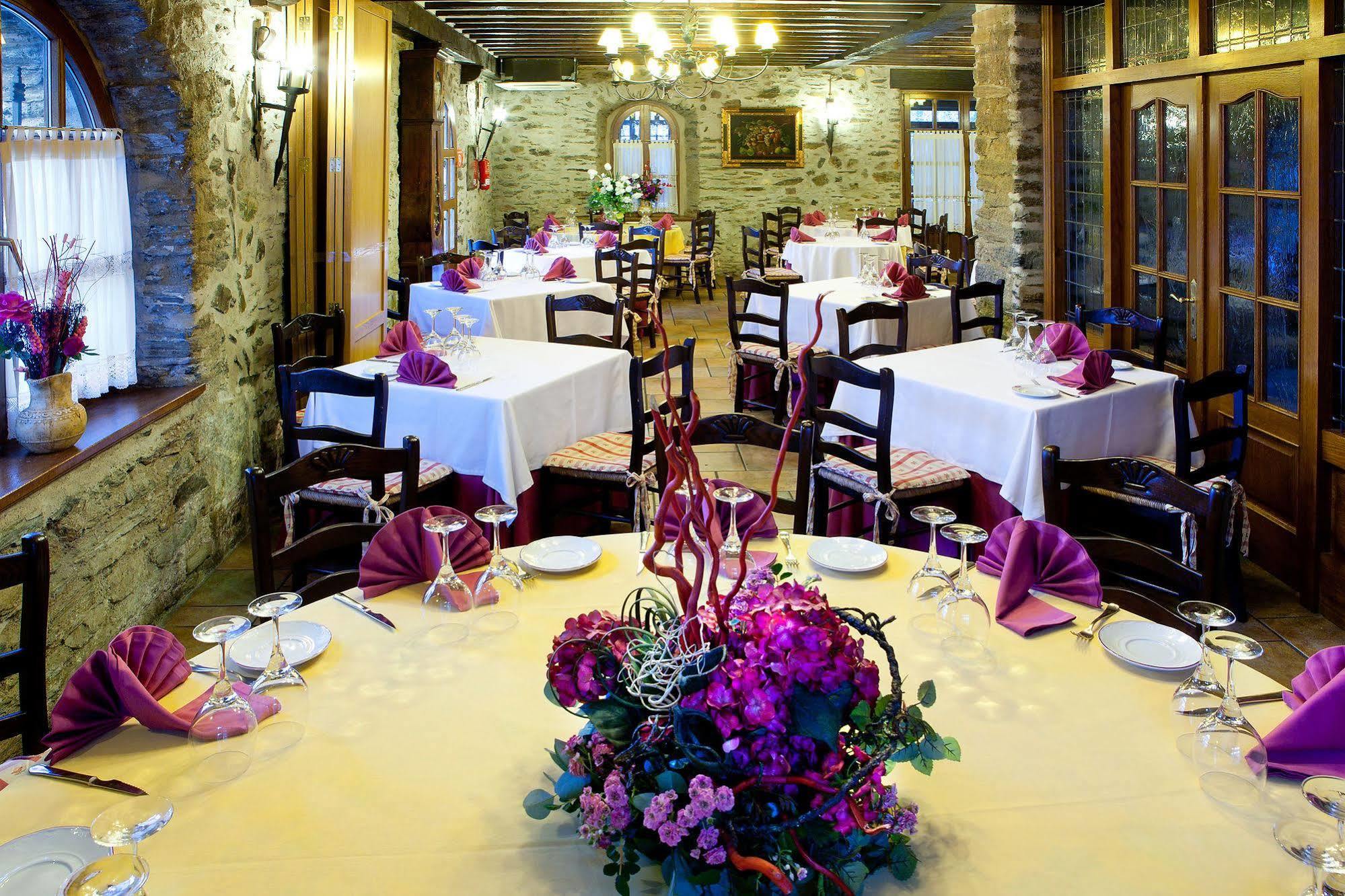 Hotel Venta De เอทชาลาร์ ภายนอก รูปภาพ