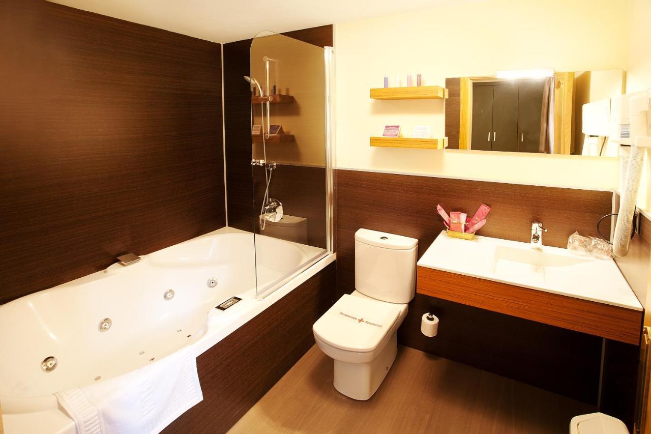Hotel Venta De เอทชาลาร์ ภายนอก รูปภาพ