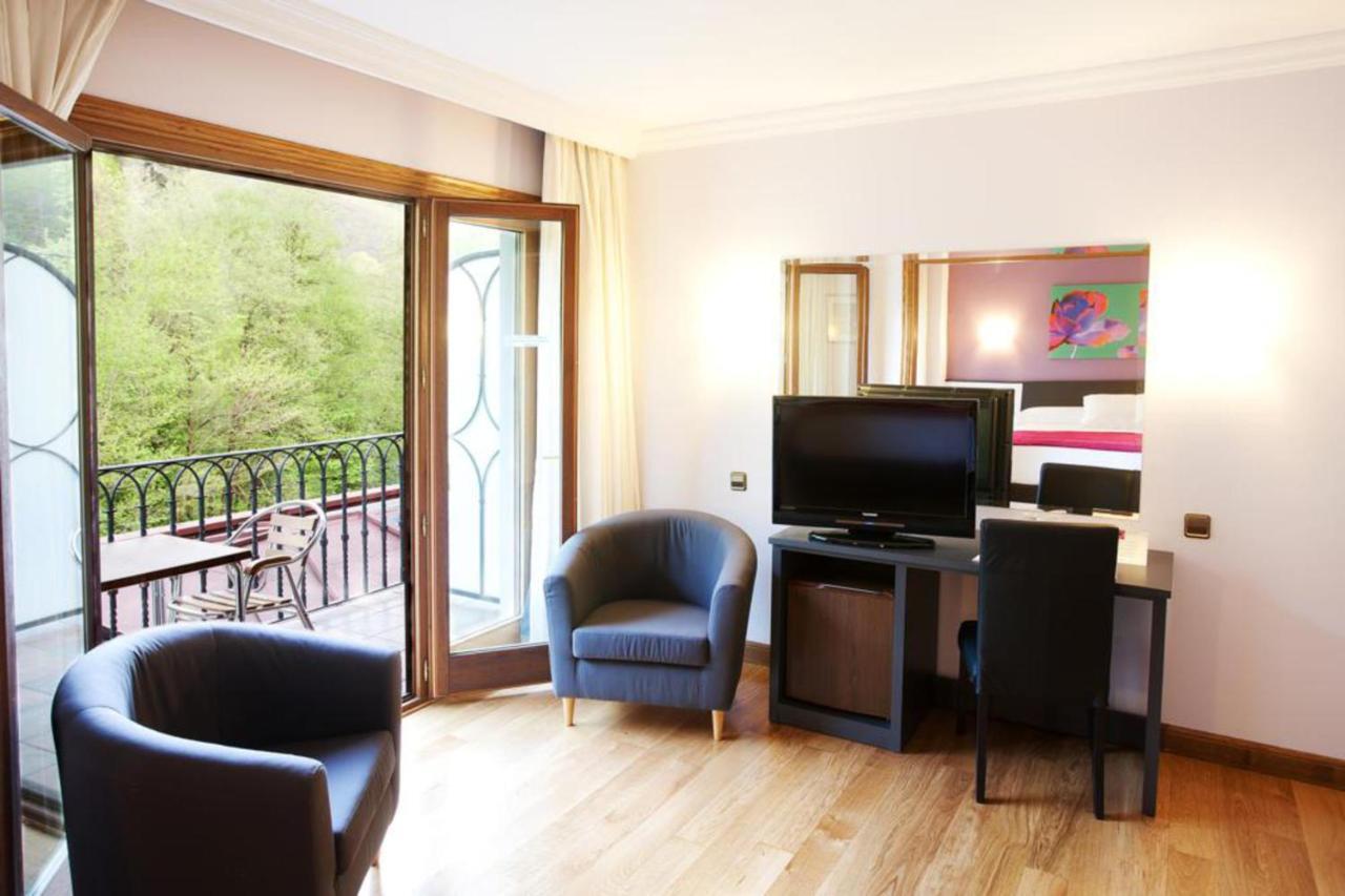 Hotel Venta De เอทชาลาร์ ภายนอก รูปภาพ